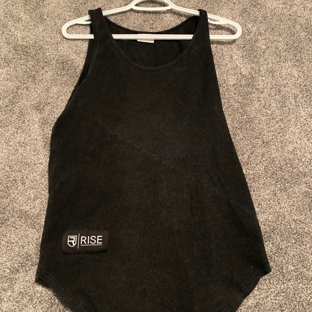 Rise tank top